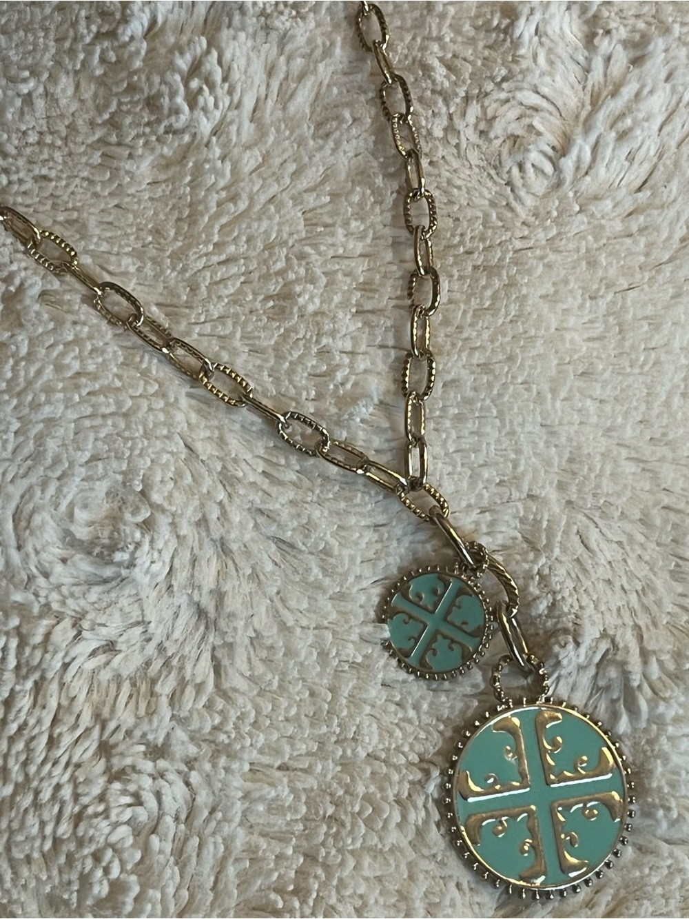 Gold-Tone Turquoise Color Faux Tori Burch Medallion Pendant Long Necklace - Picture 3 of 6